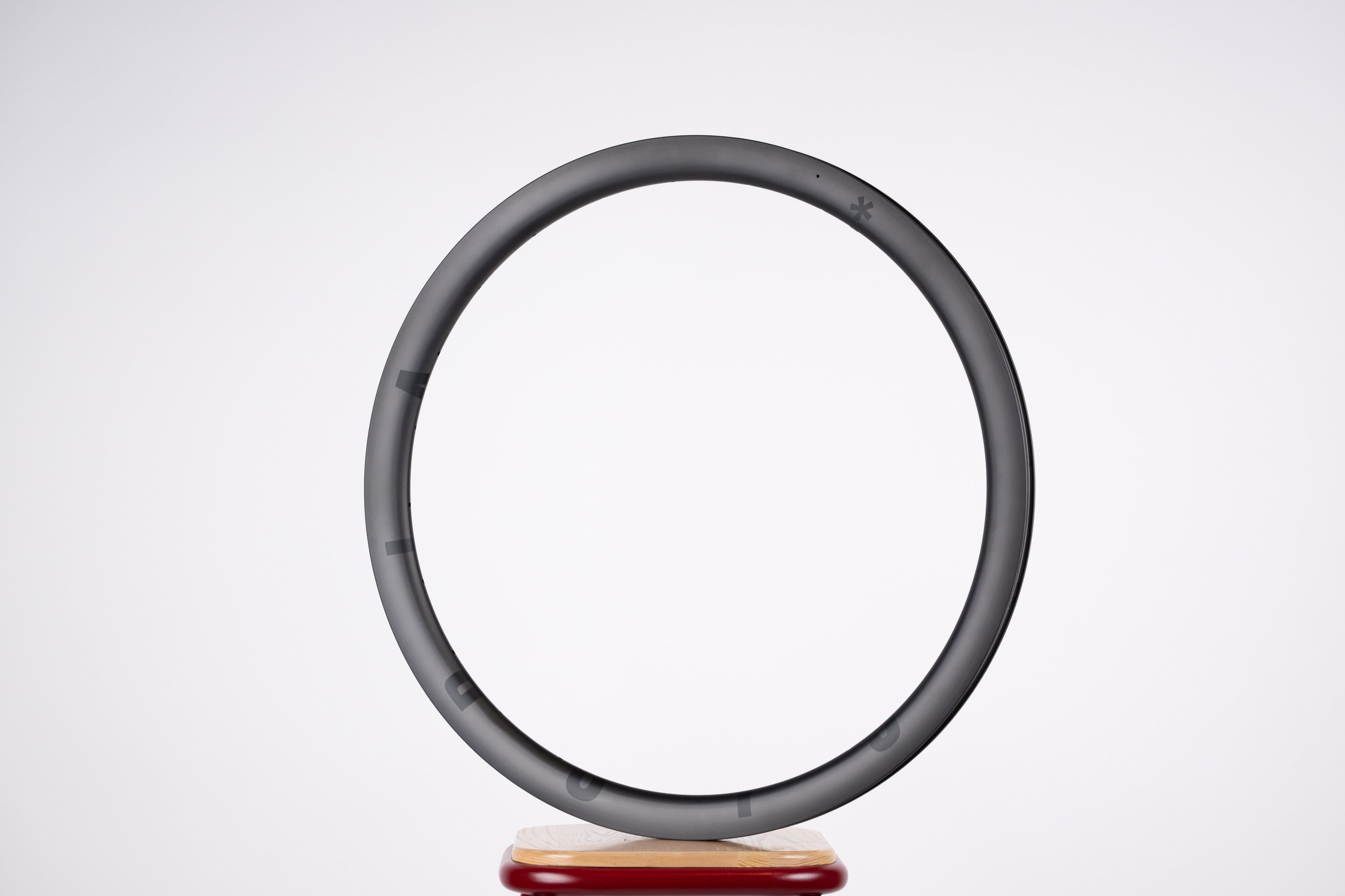 Gloria Carbon Rim