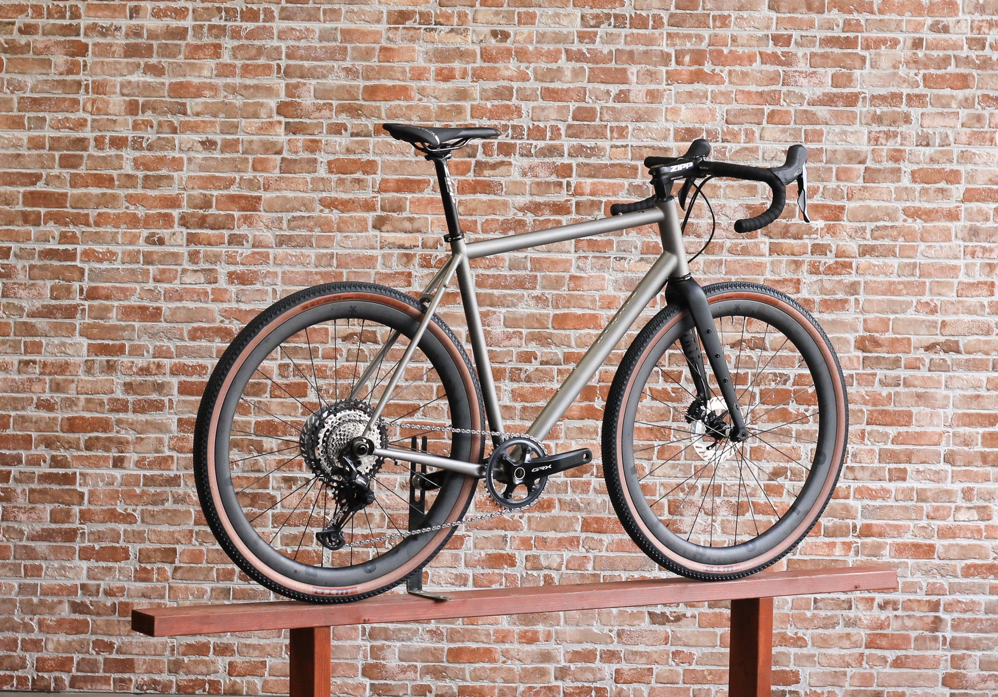 Display - Gloria All Road 58cm - Shimano GRX 820 - Carbon Wheelset