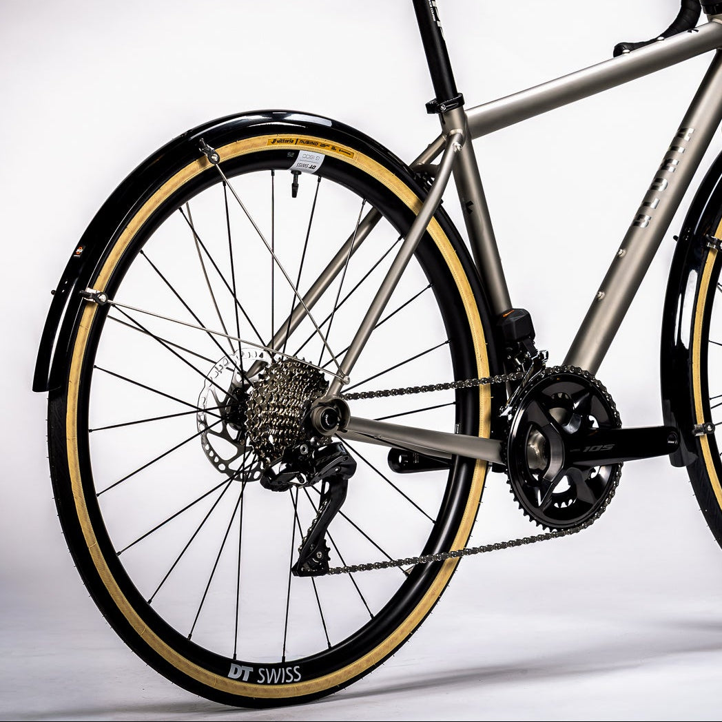 Gloria All Road Shimano 105 Di2 build photographed in the studio.