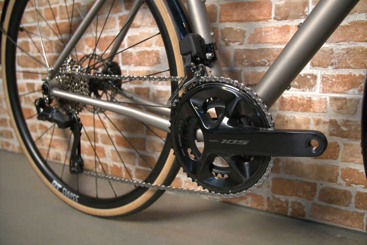 Ex-Display All Road - Shimano 105 Di2 - 52