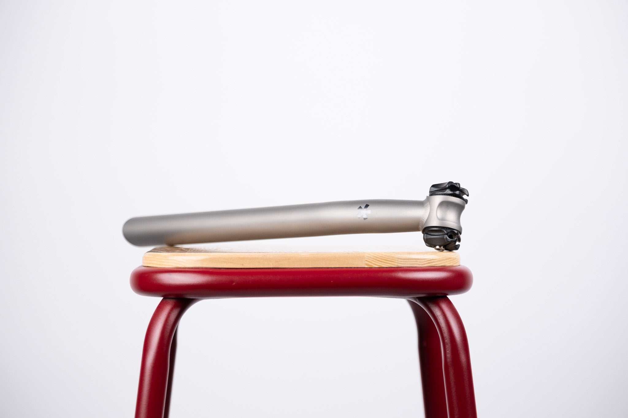 Titanium seatposrt
