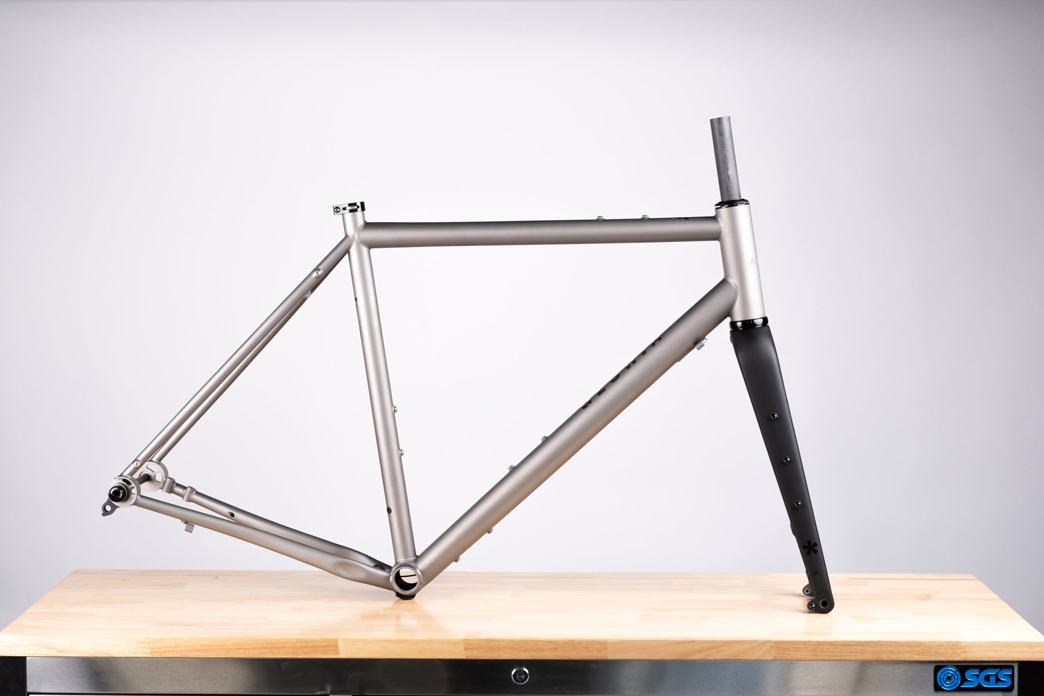 Frameset - Gloria Titanium All Road - Sand Blasted Finish - Non Integrated Carbon Fork