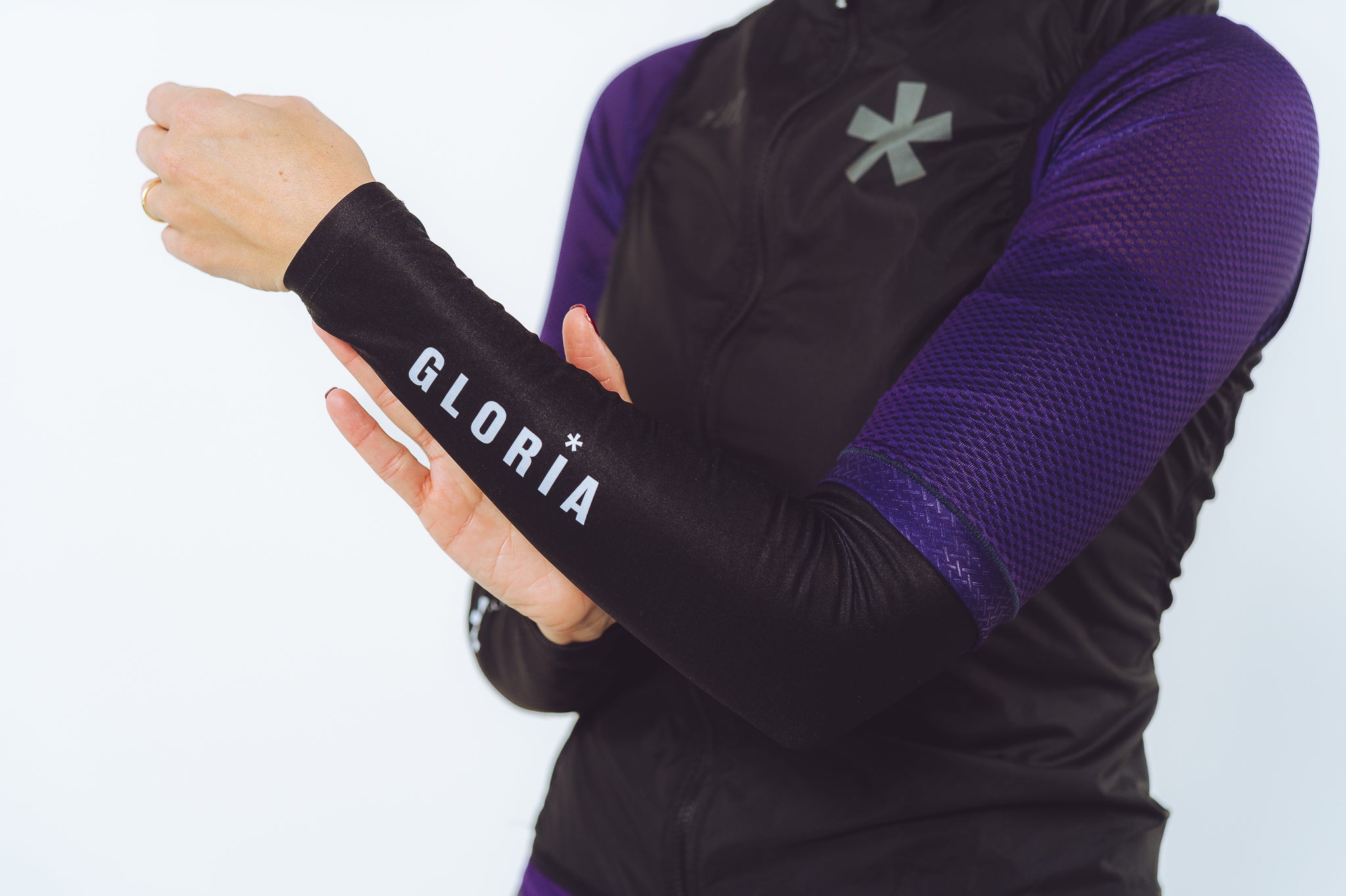 Gloria Arm Warmer x Gobik